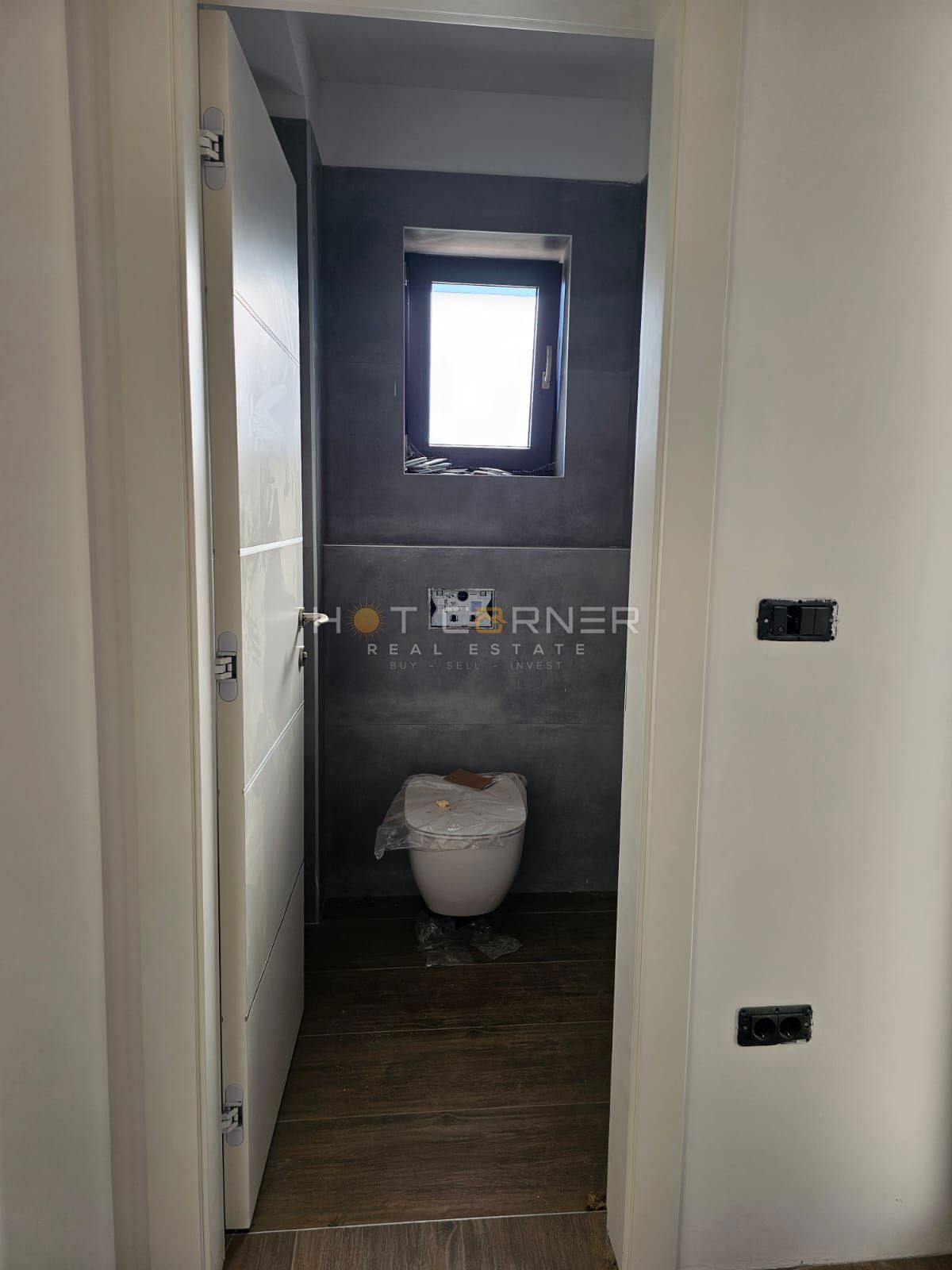 Vila v idilični vasici blizu Rovinja – redka priložnost za vrhunski življenjski slog