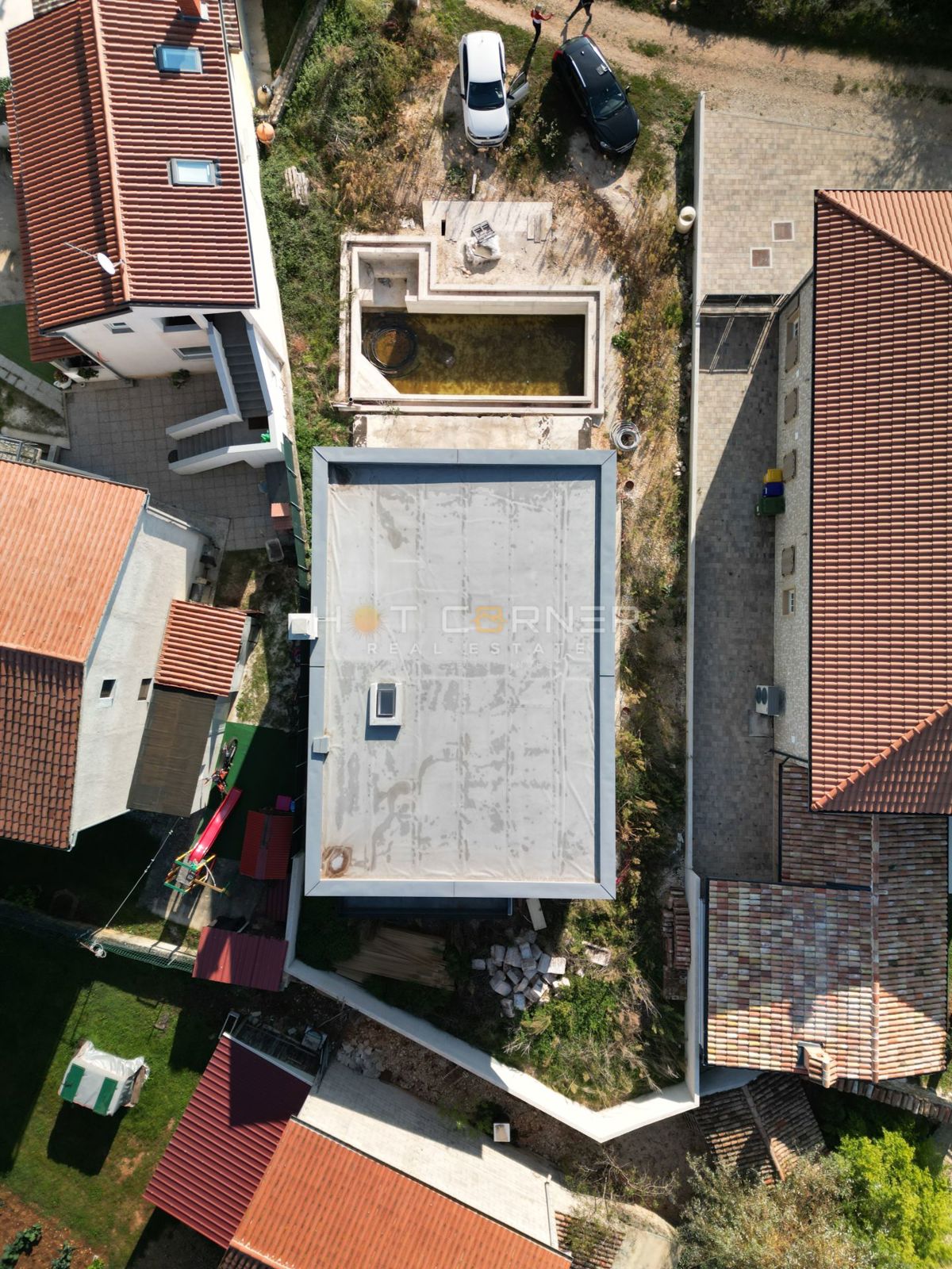 Vila v idilični vasici blizu Rovinja – redka priložnost za vrhunski življenjski slog