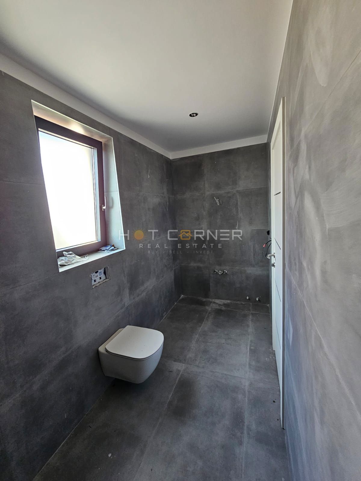 Vila v idilični vasici blizu Rovinja – redka priložnost za vrhunski življenjski slog