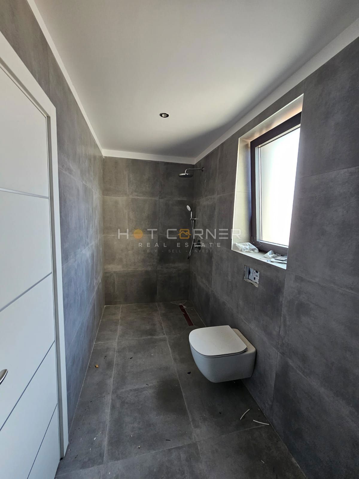 Vila v idilični vasici blizu Rovinja – redka priložnost za vrhunski življenjski slog