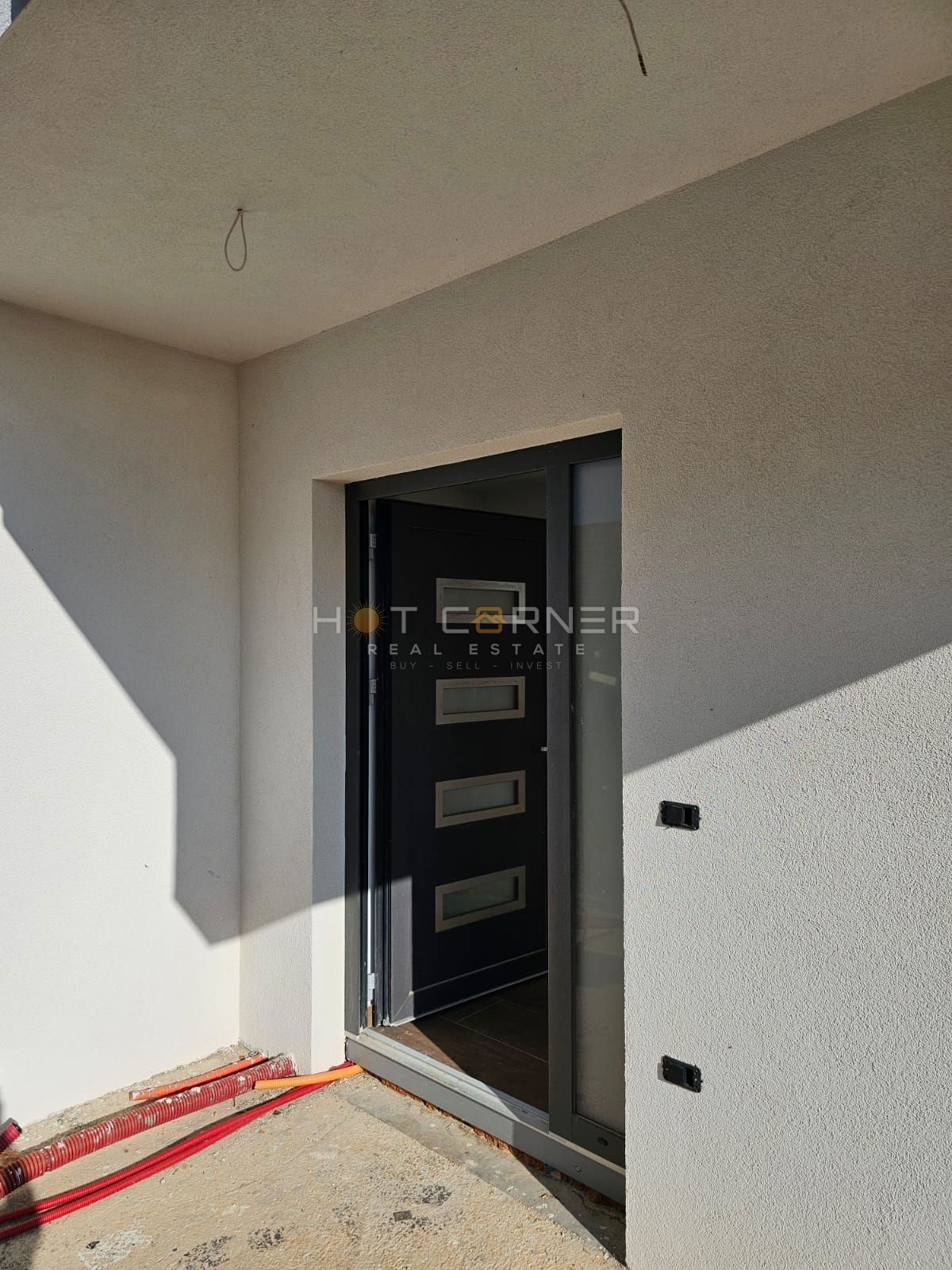 Vila v idilični vasici blizu Rovinja – redka priložnost za vrhunski življenjski slog