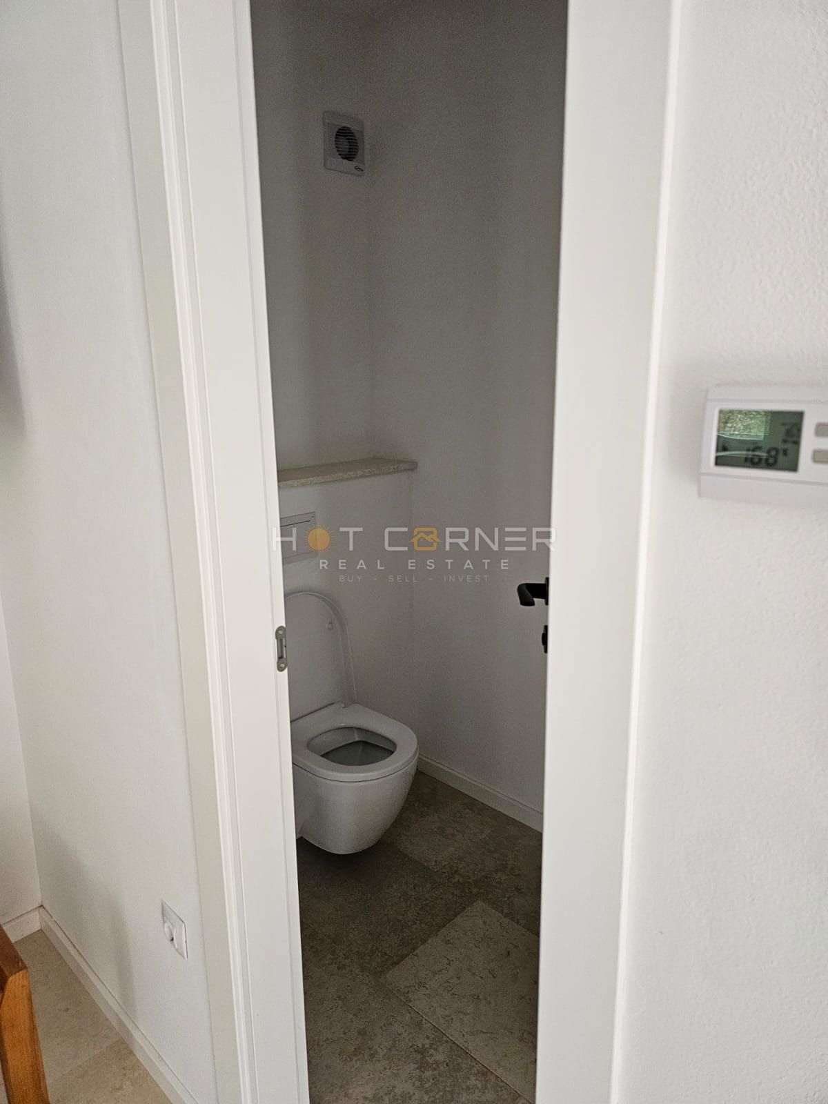 Moderna vila z bazenom in čudovitim razgledom blizu Rovinja