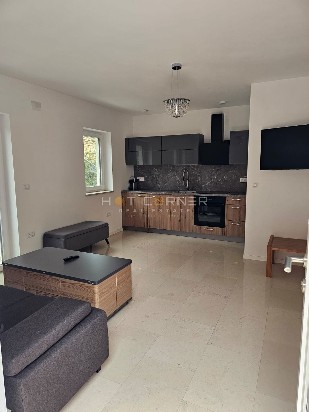 Moderna vila z bazenom in čudovitim razgledom blizu Rovinja