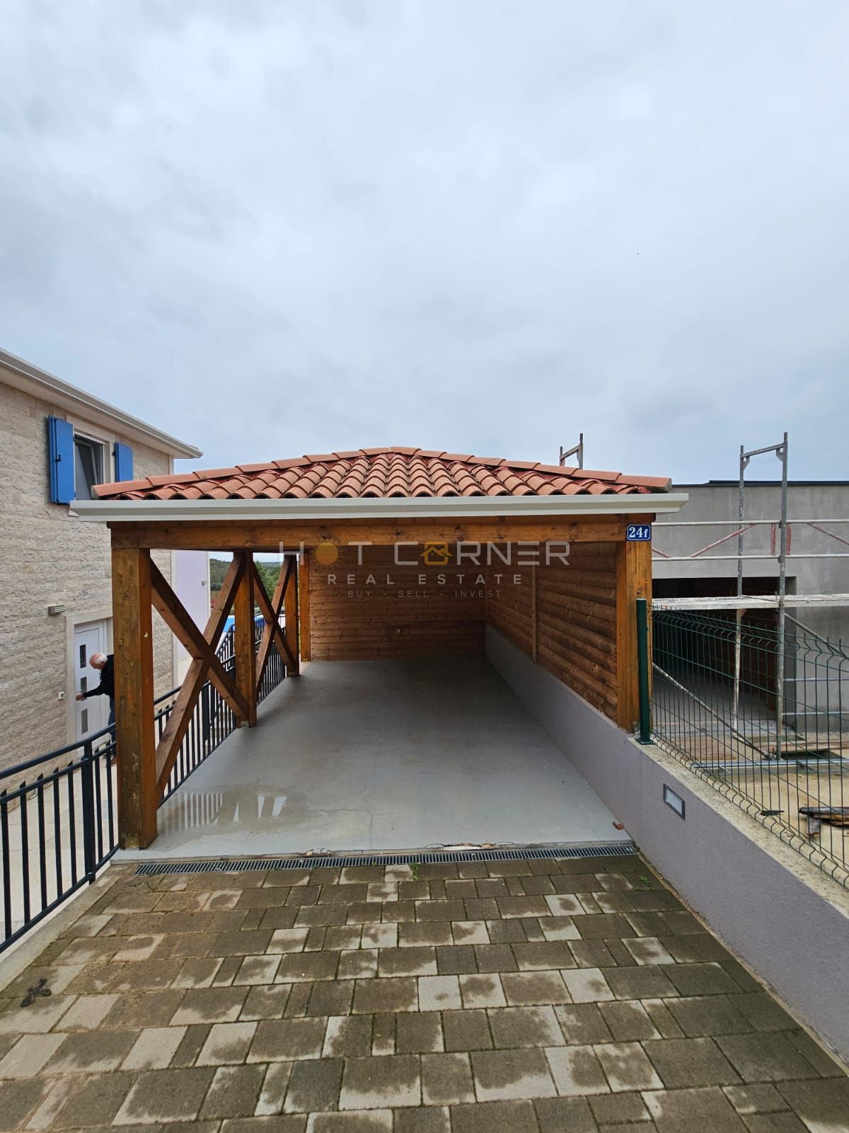 Moderna vila z bazenom in čudovitim razgledom blizu Rovinja