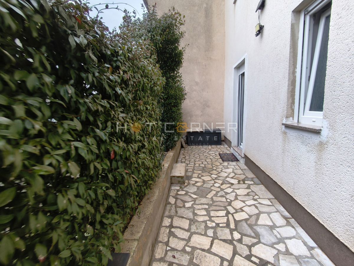 Stanovanje Centar, Pula, 60m2