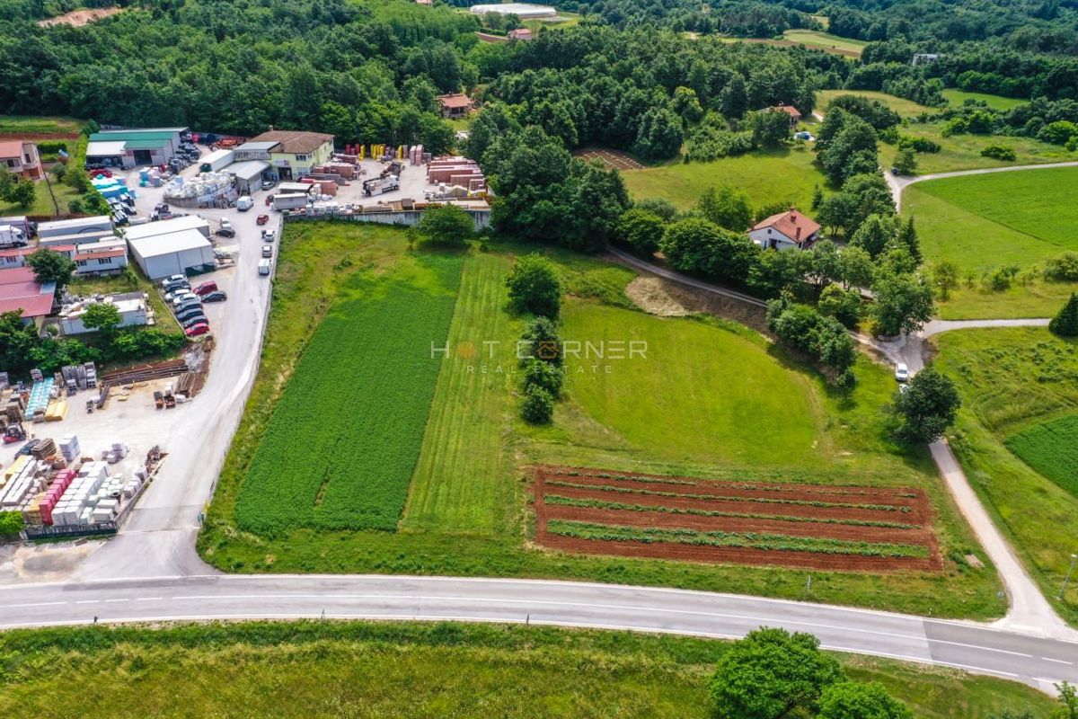 Zemljišče Zabrežani, Pazin - Okolica, 7.000m2