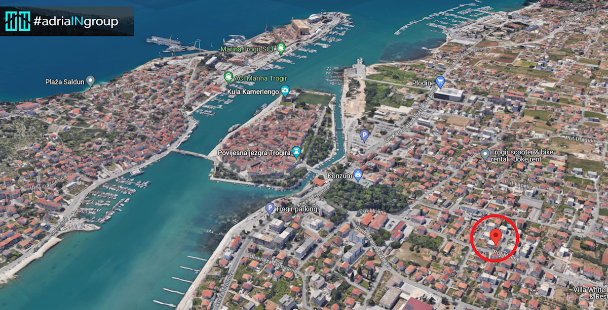 Trogir, MODERNO STANOVANJE S TERASO-VRT 185m2 / video - preberi opis