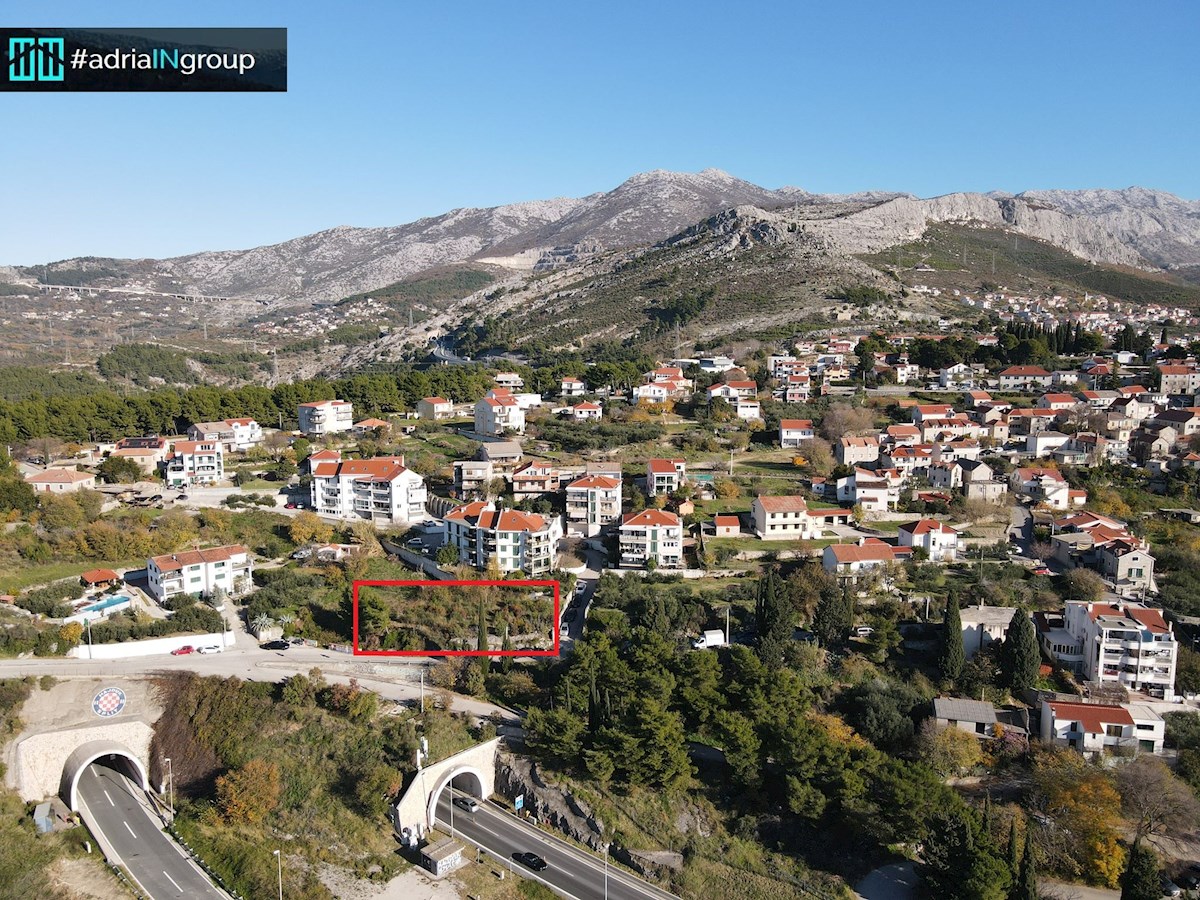 Zazidljivo zemljišče, Mravince (Solin - Split), PANORAMSKI RAZGLED // 804m2 - video // preberi opis