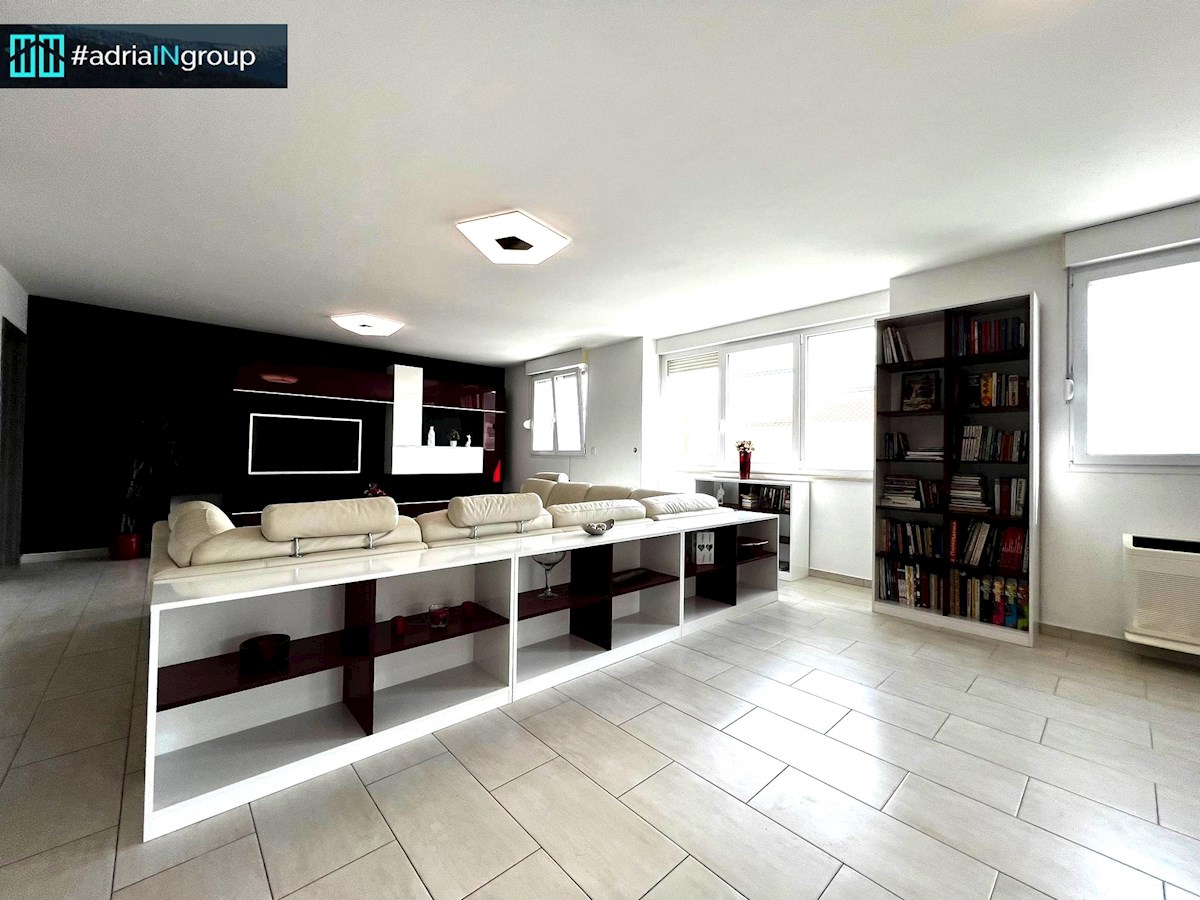 Dugopolje, 4 sobno PENTHOUSE 174m2 // preberi opis / PRILOŽEN VIDEO