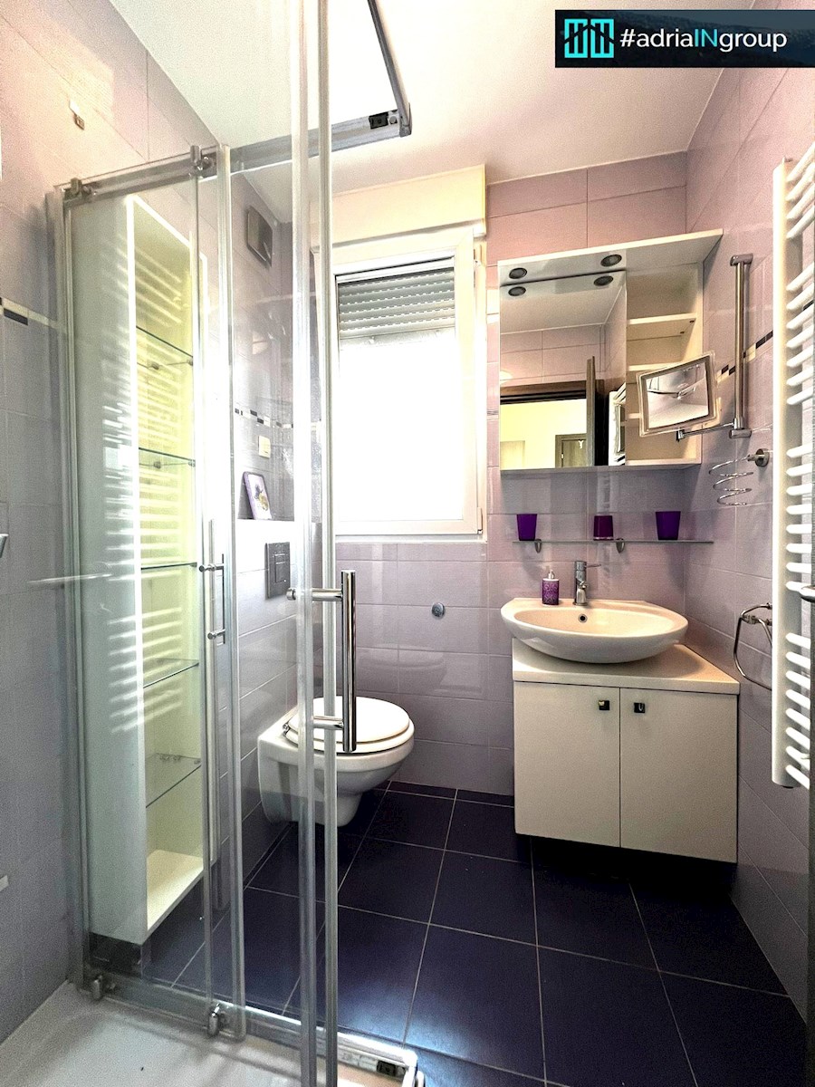 Dugopolje, 4 sobno PENTHOUSE 174m2 // preberi opis / PRILOŽEN VIDEO