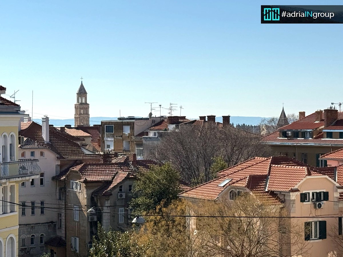 2-sobno stanovanje / Manuš (Center - TOP LOKACIJA) OBNOVLJENO / video - PREBERI OPIS