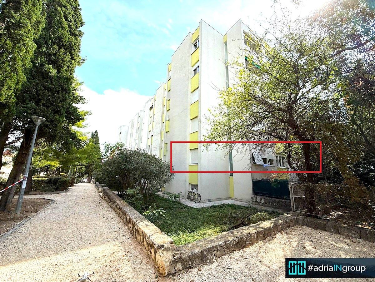 Marjan - Spinut / MODERN 3-SOBNI APARTMA / VRHUNSKA LOKACIJA / preberite opis - VIDEO