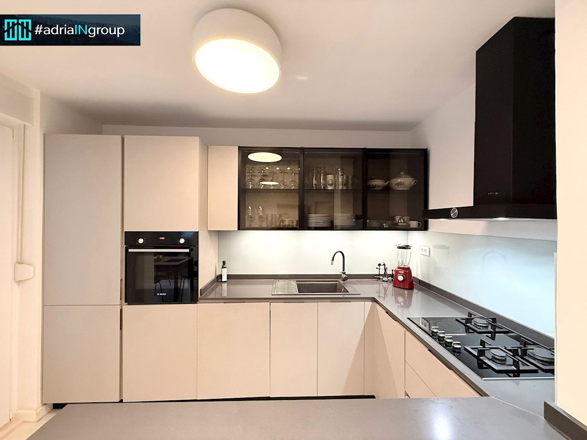 Marjan - Spinut / MODERN 3-SOBNI APARTMA / VRHUNSKA LOKACIJA / preberite opis - VIDEO