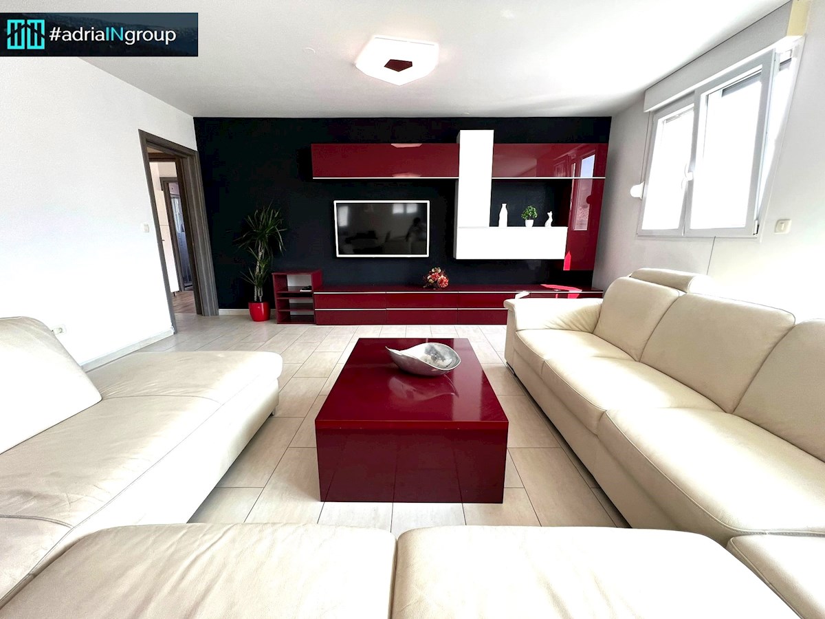 Dugopolje, 4 sobno PENTHOUSE 174m2 // preberi opis / PRILOŽEN VIDEO