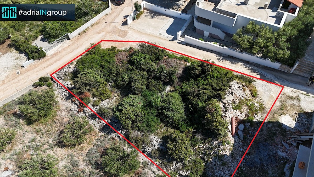 Gradbeno zemljišče, Sevid (polotok) 140 m od morja / POGLED / preberi opis