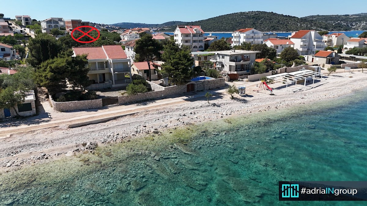 Gradbeno zemljišče, Sevid (polotok) 140 m od morja / POGLED / preberi opis