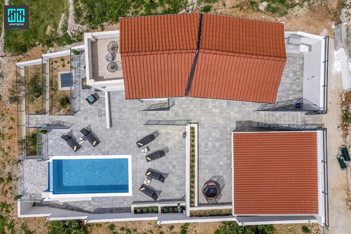 Podgora / Drašnice, MODERNA HIŠA S PANORAMSKIM RAZGLEDOM - preberite opis