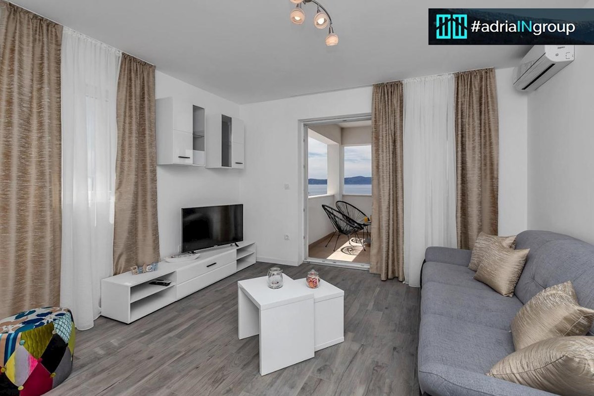Podgora / Drašnice, MODERNA HIŠA S PANORAMSKIM RAZGLEDOM - preberite opis