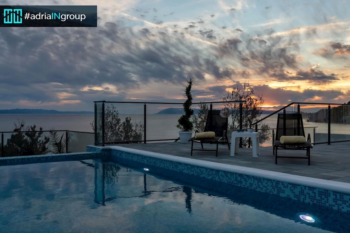 Podgora / Drašnice, MODERNA HIŠA S PANORAMSKIM RAZGLEDOM - preberite opis