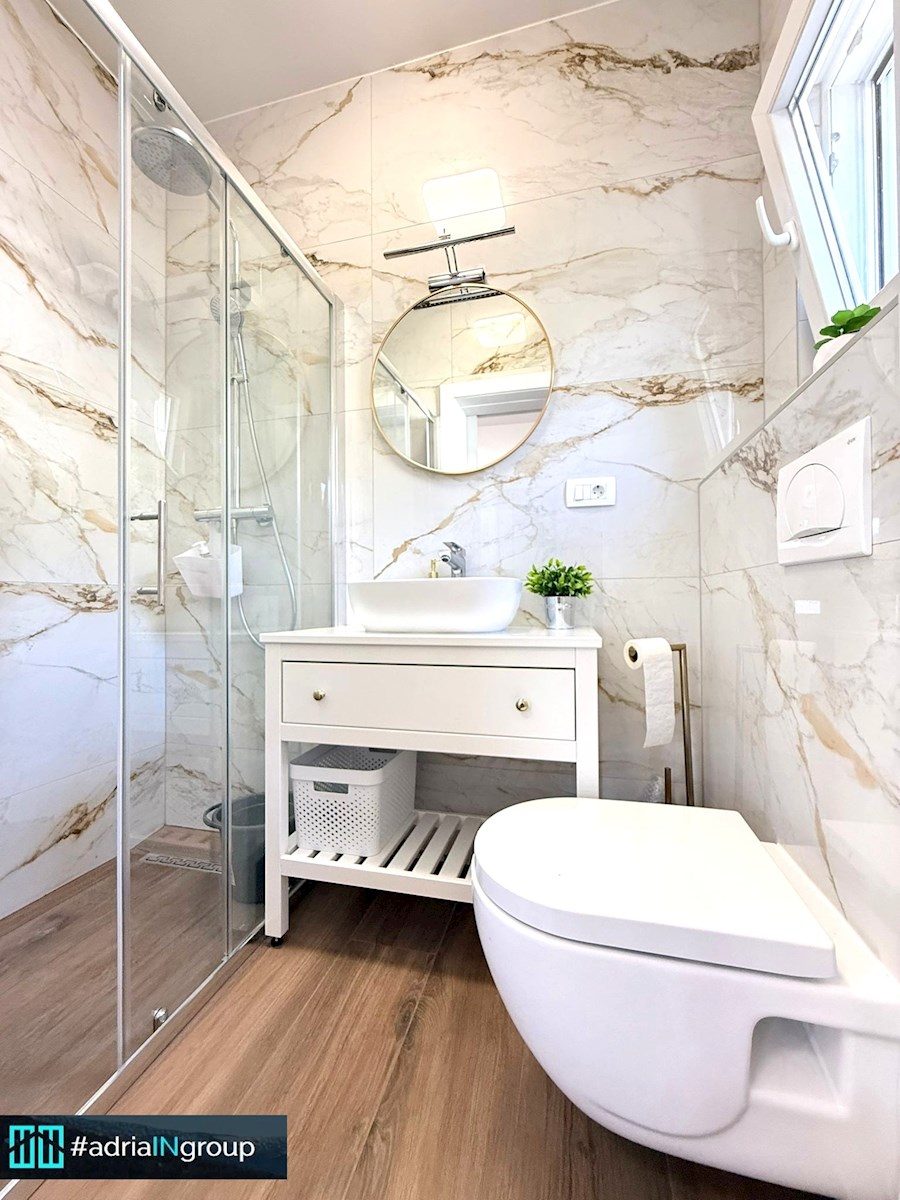 Kaštela, MEDITERANSKA HIŠA (novogradnja) INTIMA - preberite opis / VIDEO