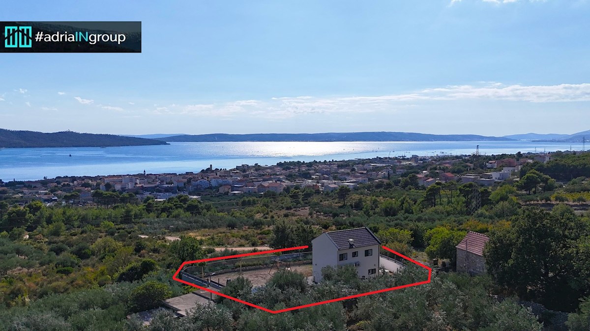 Kaštela, MEDITERANSKA HIŠA (novogradnja) INTIMA - preberite opis / VIDEO