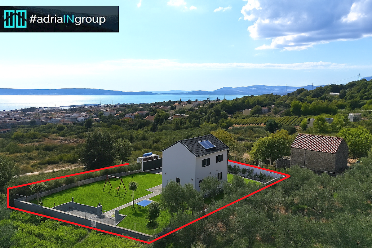 Kaštela, MEDITERANSKA HIŠA (novogradnja) INTIMA - preberite opis / VIDEO