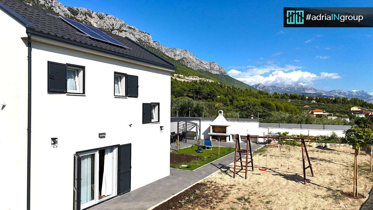 Kaštela, MEDITERANSKA HIŠA (novogradnja) INTIMA - preberite opis / VIDEO