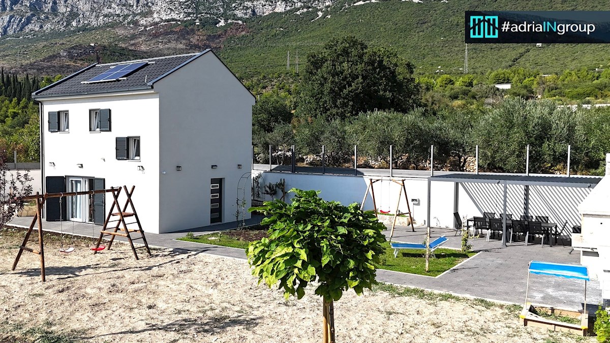 Kaštela, MEDITERANSKA HIŠA (novogradnja) INTIMA - preberite opis / VIDEO
