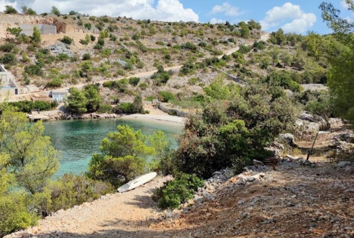 Kmetijsko zemljišče, Bobovišća, 4996m2 / Zaliv Mihoj Dolac (100 METROV OD MORJA) - preberite OPIS