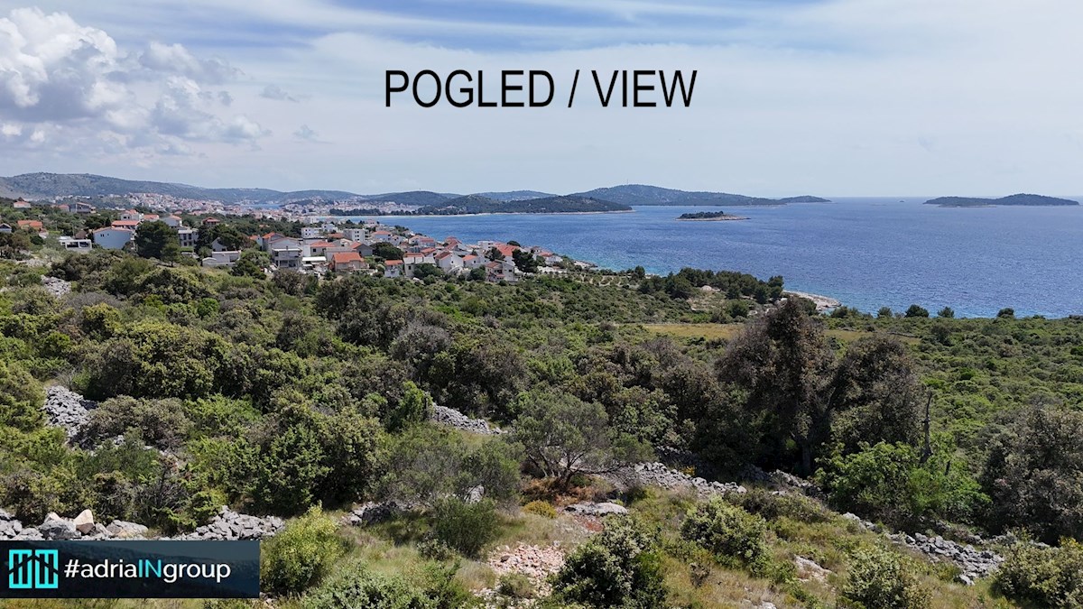 Zazidljivo zemljišče, Zečevo (Rogoznica), 1290 m2 // POGLED NA MORJE