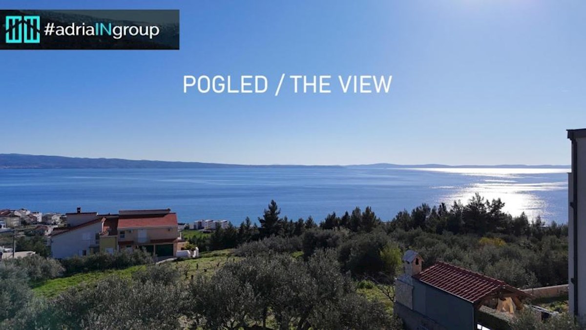 Podstrana | 3-sobno stanovanje 120 m² - strešna terasa, razgled, parkirišče