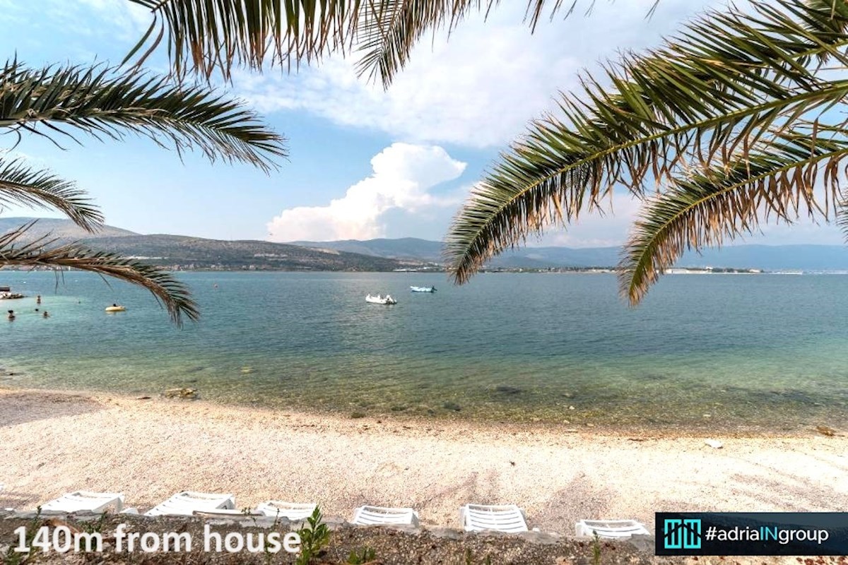 TROGIR - Mastrinka, APARTMAJSKA HIŠA / panoramski pogled na morje / VIDEO - preberite opis