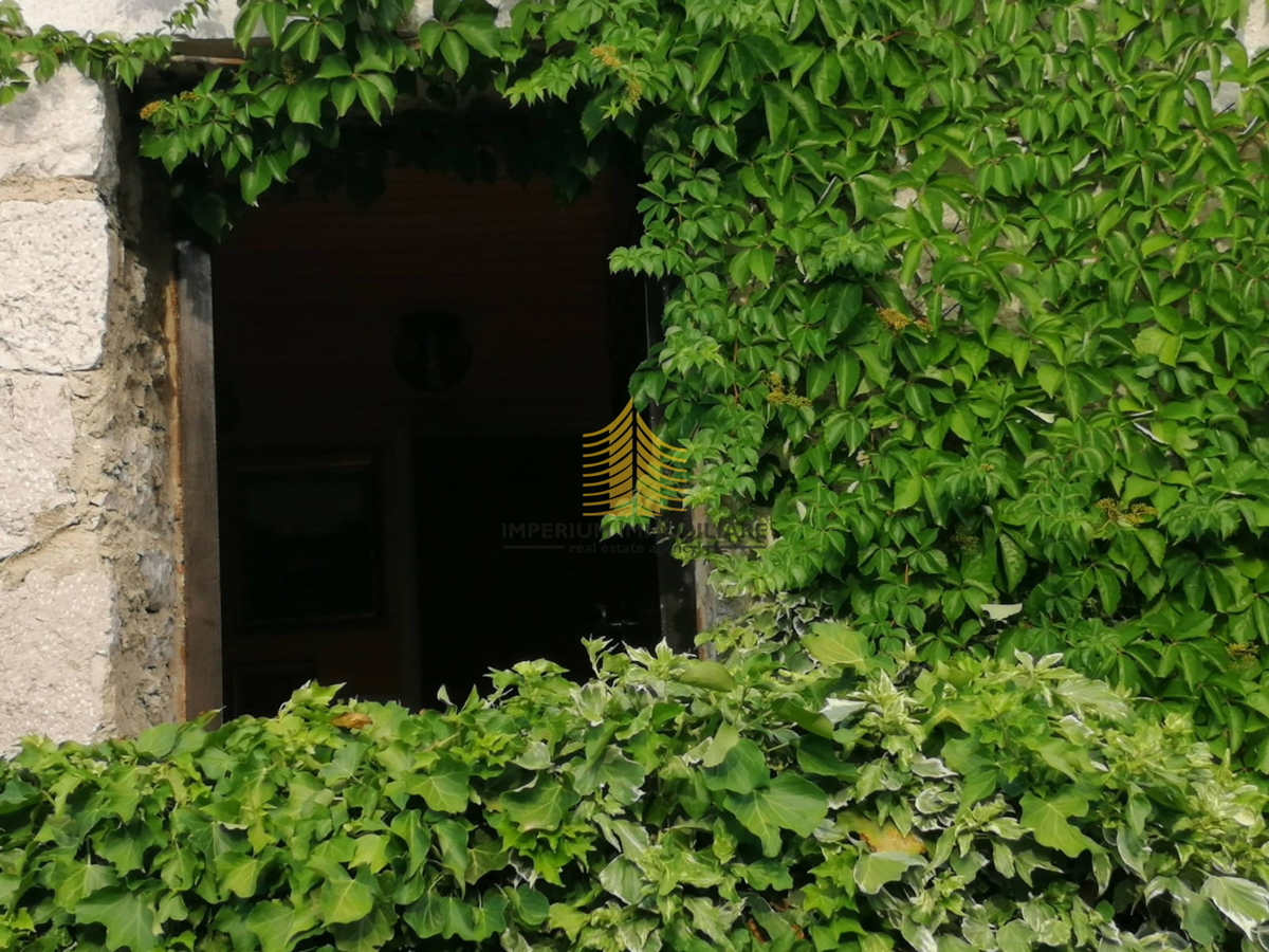 Hiša, Prodaja