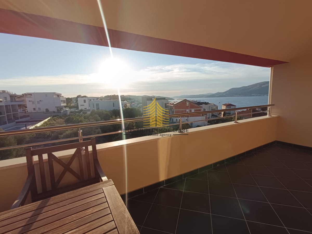 Stan, Prodaja, Okrug, Okrug Donji, 110 m2, 3,5-sobno (3P+DB)