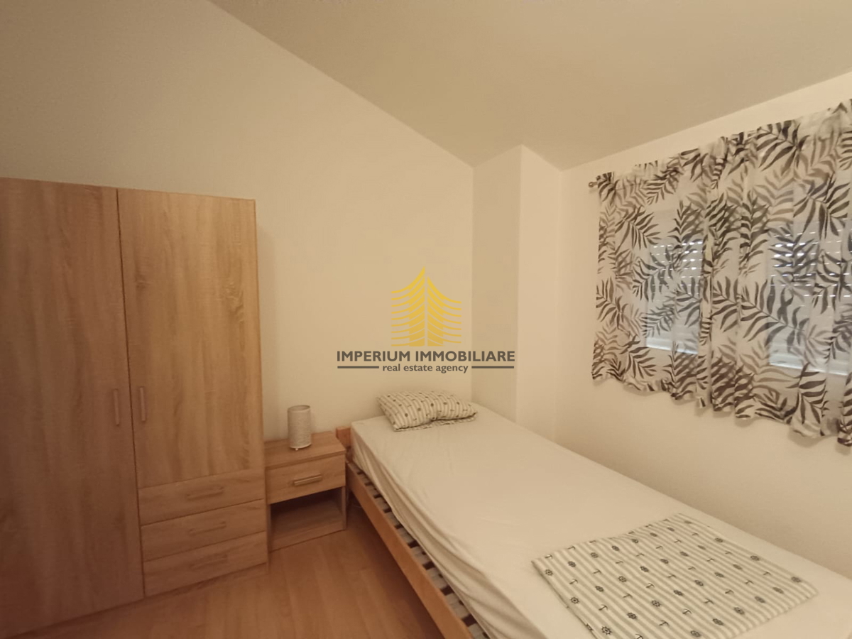 Stan, Prodaja, Okrug, Okrug Donji, 110 m2, 3,5-sobno (3P+DB)