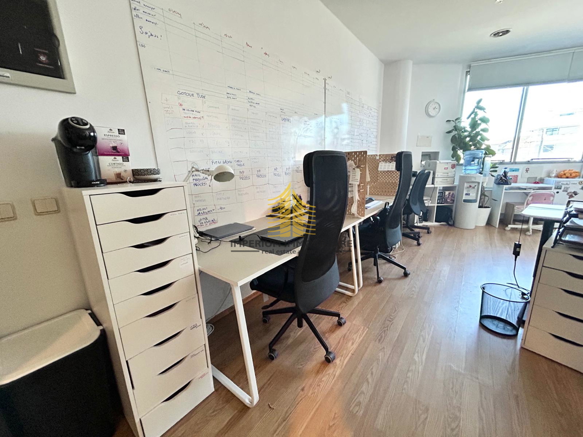 Poslovni prostor, Prodaja, Sesvete, 29,5 m2, Poslovni kompleks