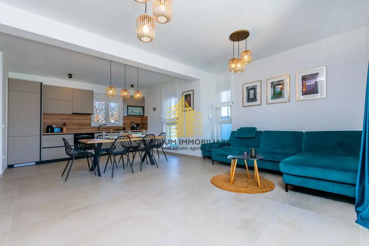 Hiša, Prodaja, Zadar in okolica, Murvica, 100 m2, V nizu