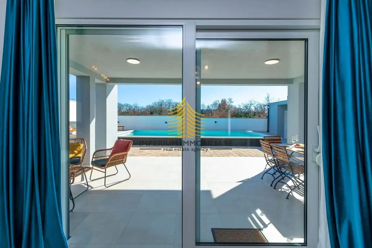 Hiša, Prodaja, Zadar in okolica, Murvica, 100 m2, V nizu