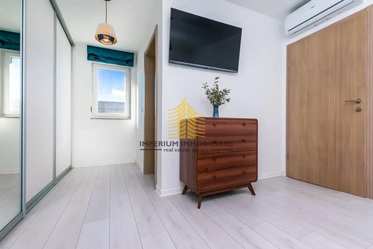 Hiša, Prodaja, Zadar in okolica, Murvica, 100 m2, V nizu