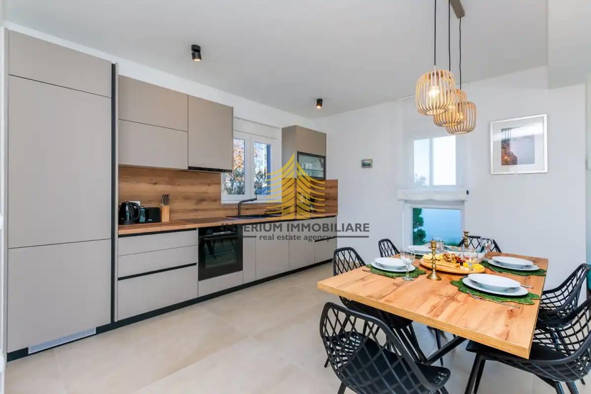 Hiša, Prodaja, Zadar in okolica, Murvica, 100 m2, V nizu