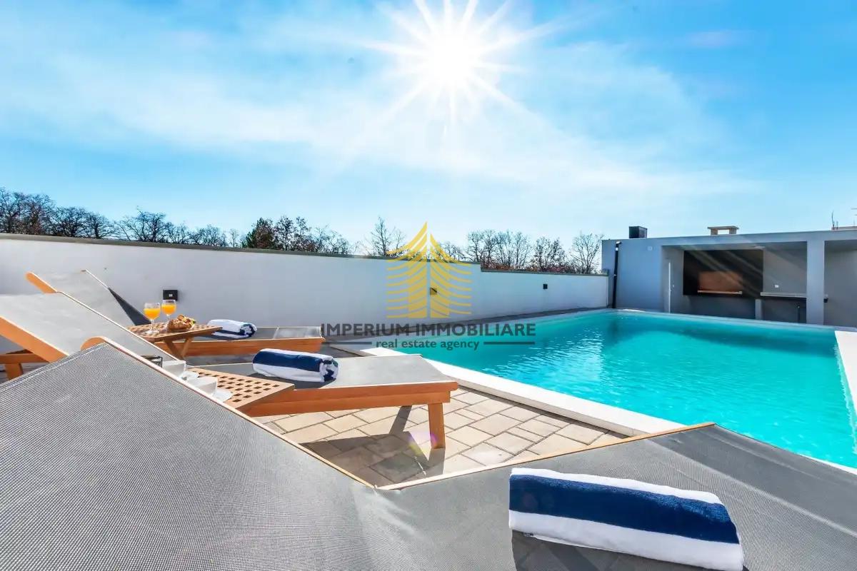 Hiša, Prodaja, Zadar in okolica, Murvica, 100 m2, V nizu