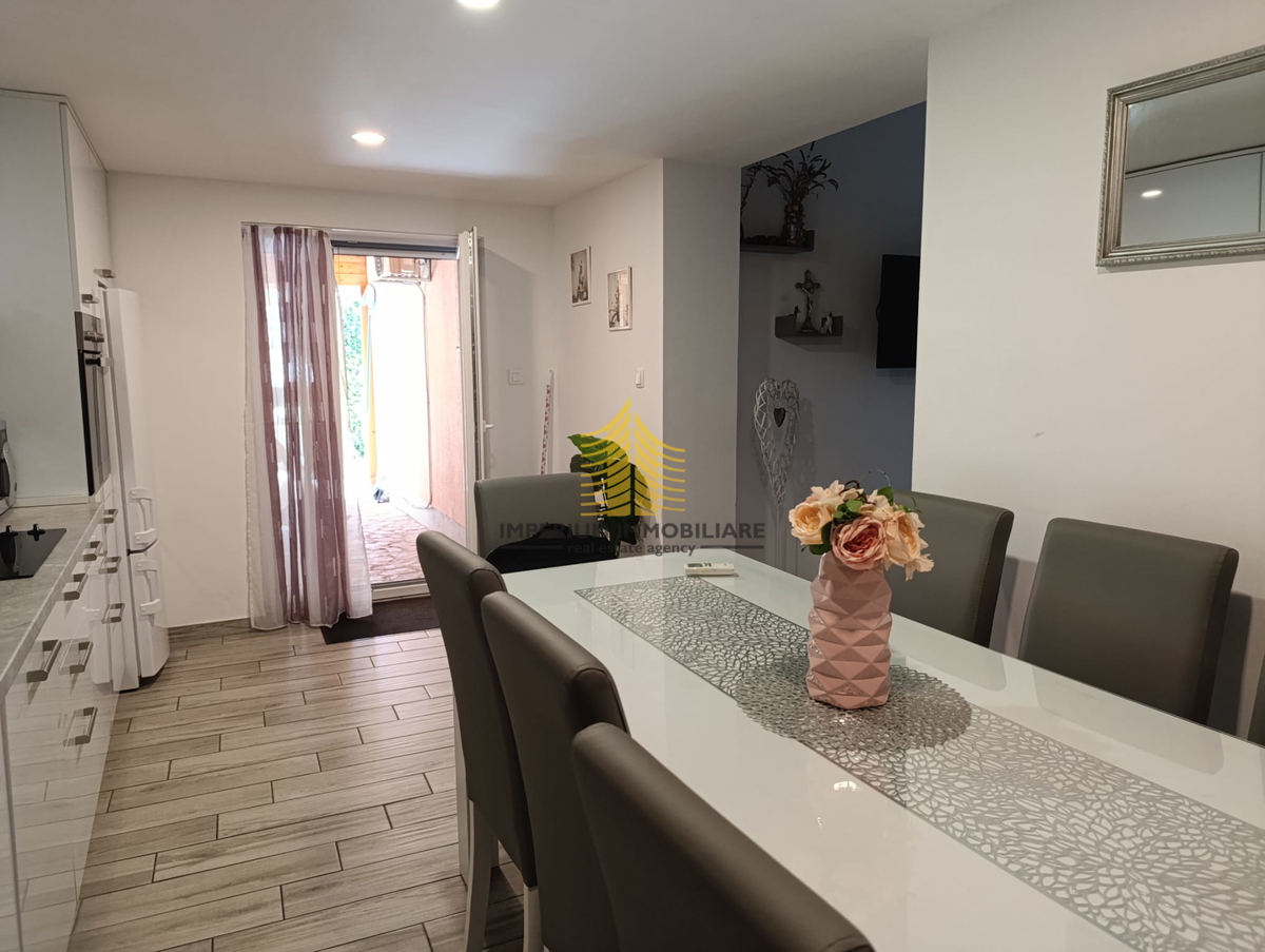 Hiša, Prodaja, Trogir, 122 m2, Samostojna