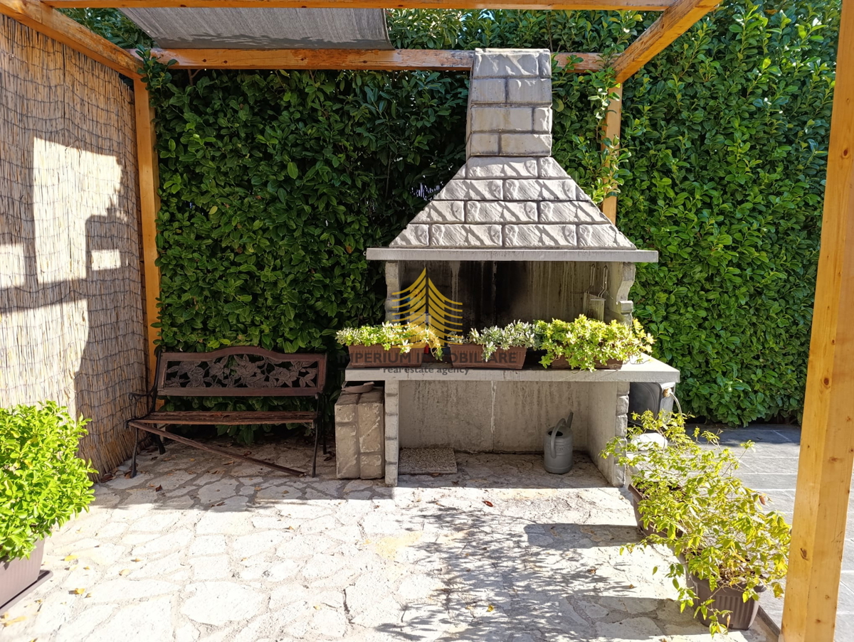 Hiša, Prodaja, Trogir, 122 m2, Samostojna