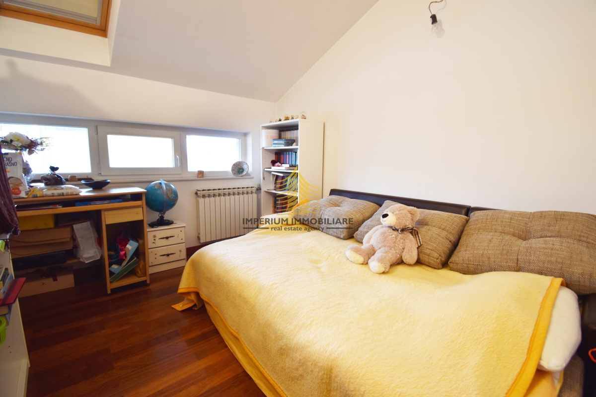 Hiša, prodaja, Sveta Nedelja, Strmec, 200 m2, dvojna hiša