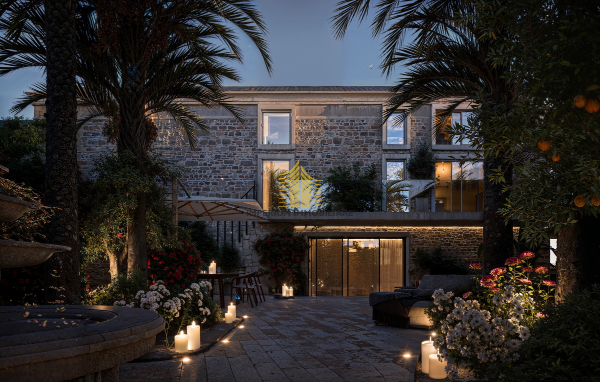 Hiša, prodaja, Supetar, 154 m2, samostojna