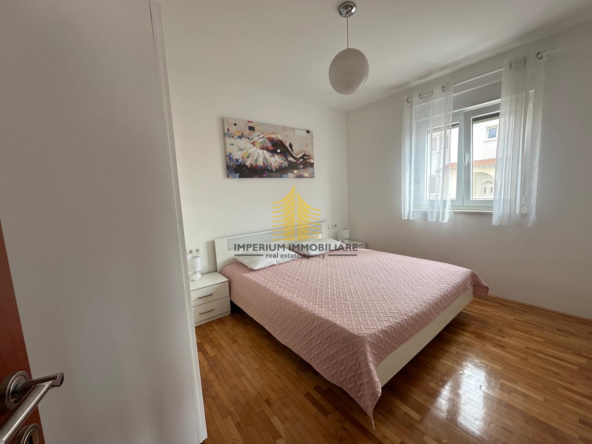 Stanovanje, prodaja, Okrug, Okrug Gornji, 71,40 m2, 2,5-sobno (2S+DB)