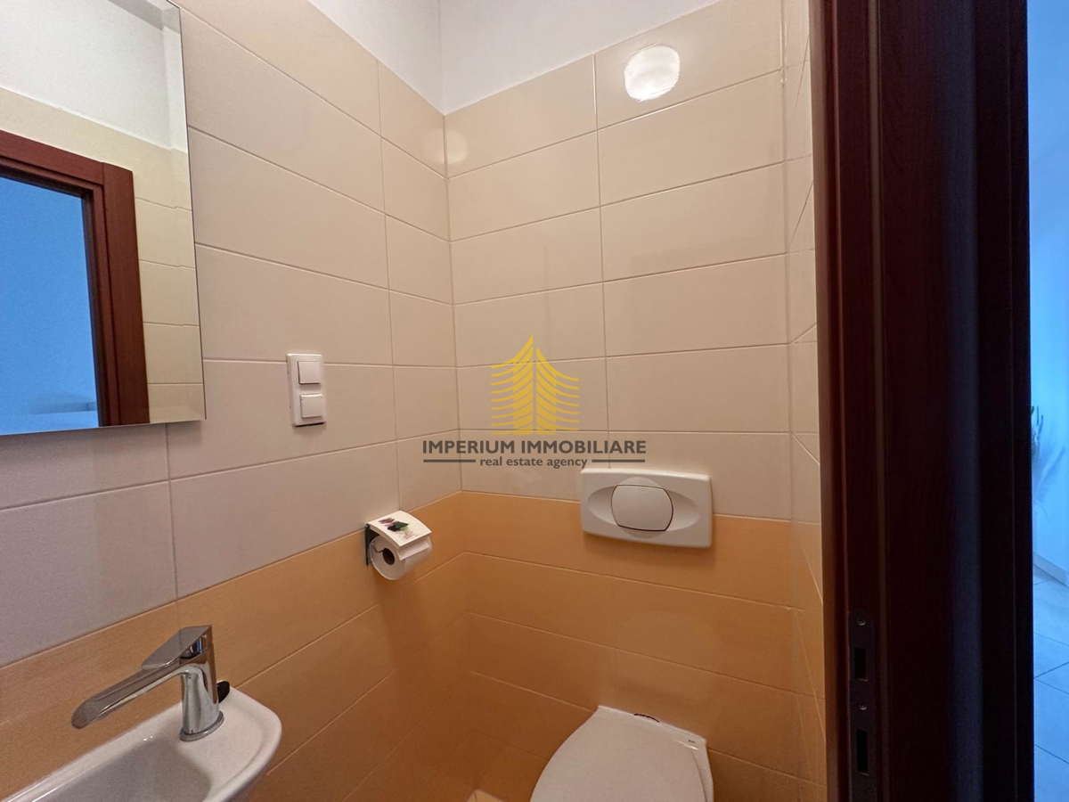 Stanovanje, prodaja, Okrug, Okrug Gornji, 71,40 m2, 2,5-sobno (2S+DB)