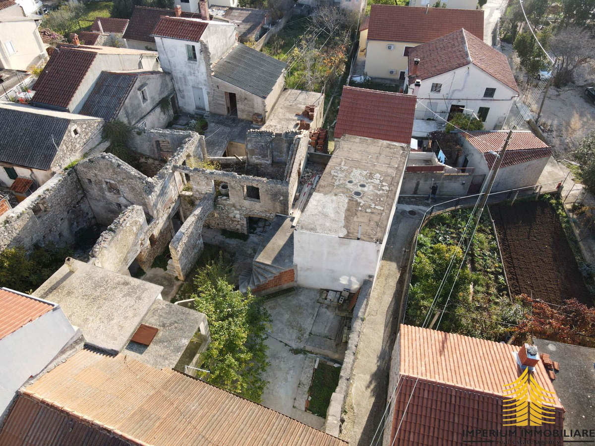 Nepremičnine za počitek, Prodaja, Preko, 300 m2, Stanovanje