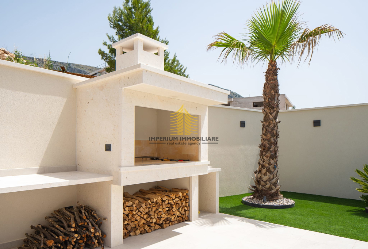 Hiša, Prodaja, Podstrana, 300m2, Vila