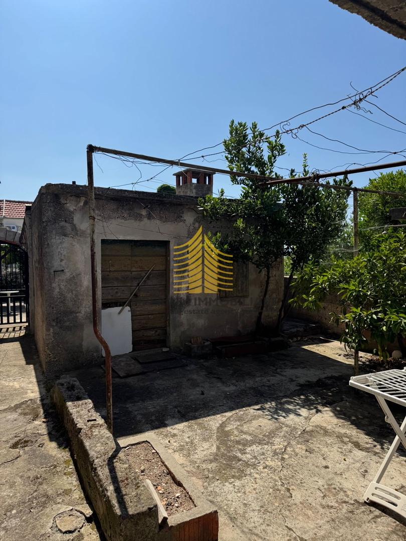 Hiša, Prodaja, Okrog, Okrog Gornji, 110 m2, V vrsti